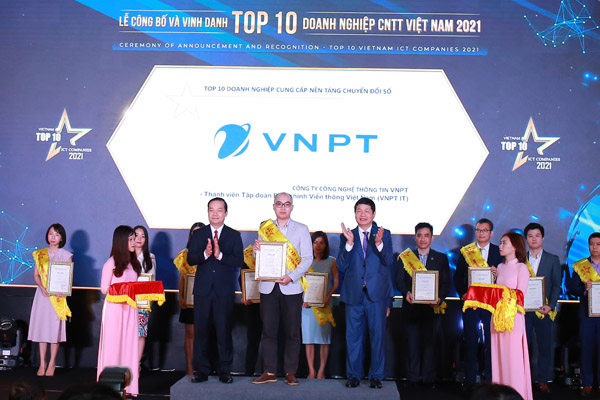 VNPT – IT đạt Top 10 Doanh nghiệp CNTT Việt Nam 2021