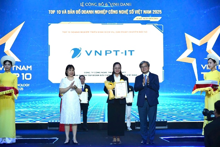 VNPT-IT khẳng định vị thế tiên phong với 2 giải thưởng Top 10 Doanh nghiệp Công nghệ thông tin Việt Nam 2025